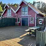 בית נופש 9 Person In Mosterhamn-by Traum
